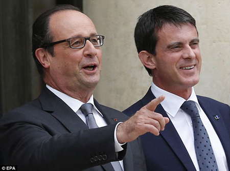 Tổng thống Pháp Hollande và Thủ tướng Manuel Valls
